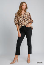 Load image into Gallery viewer, Animal Print Button Down
