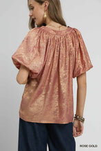 Load image into Gallery viewer, Metallic Puff Sleeve Blouse
