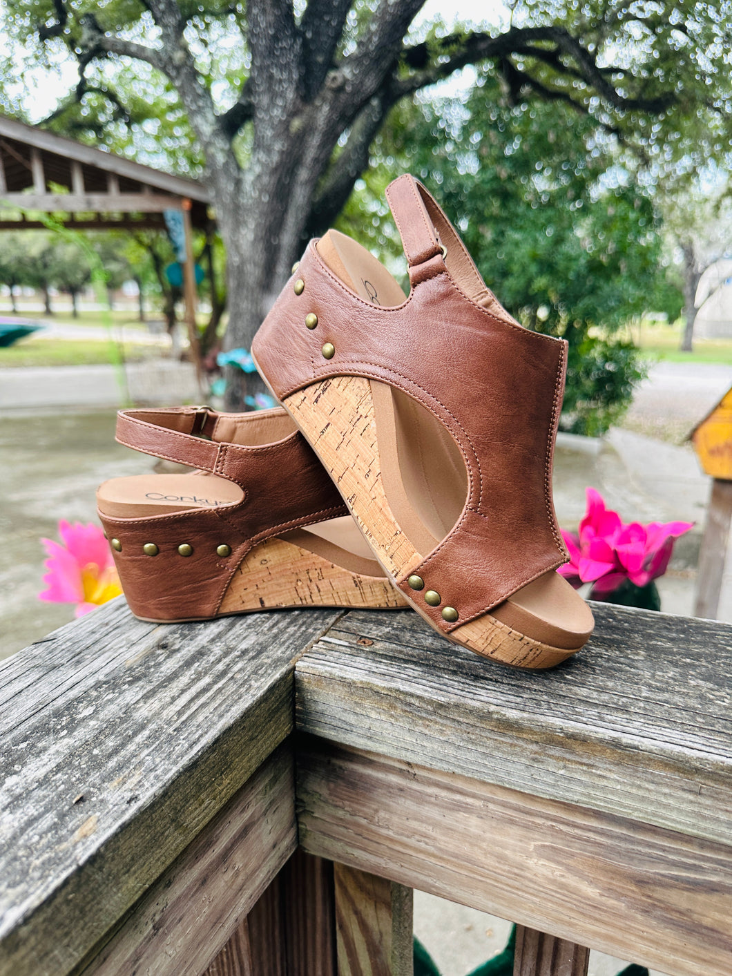 Tobacco Carley Wedge