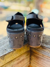 Load image into Gallery viewer, Carley Black Metallic Wedge
