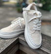 Load image into Gallery viewer, Marsha Sneaker
