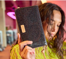 Load image into Gallery viewer, Essential Wallet Mariana

