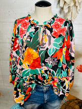 Load image into Gallery viewer, Big Floral Babydoll Top
