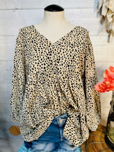 Load image into Gallery viewer, Leopard Spot Babydoll Blouse
