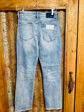 Load image into Gallery viewer, Mid Rise Medium Wash Risen Jeans
