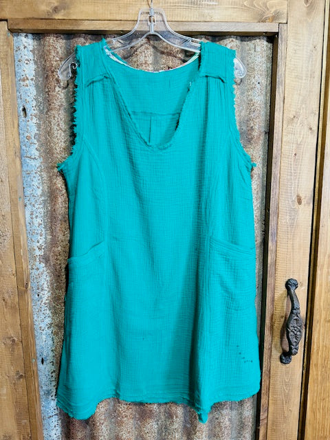 Sleeveless Regular Wash Cotton Gauze V-Neck Dress with Fray Details, Front Pockets