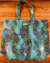 Load image into Gallery viewer, Consuela Grab N Go Basic Bag
