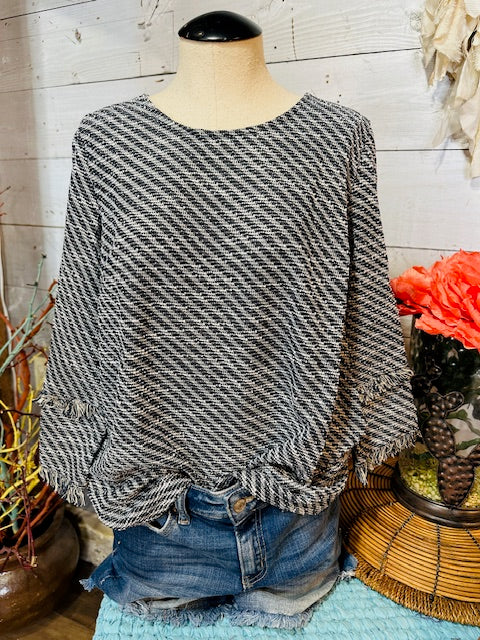 TWEED LAYER BELL SLEEVE TOP