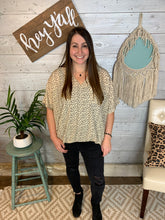 Load image into Gallery viewer, Dot V-Neck Pocket Top
