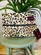 Load image into Gallery viewer, Makeup Junkie Bag Jungle Cat
