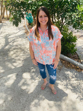 Load image into Gallery viewer, Summer Floral Collared Top
