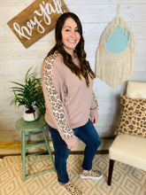Load image into Gallery viewer, Cheetah Sleeve Pullover Top
