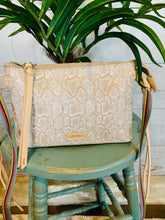 Load image into Gallery viewer, Teeny Crossbody Clay

