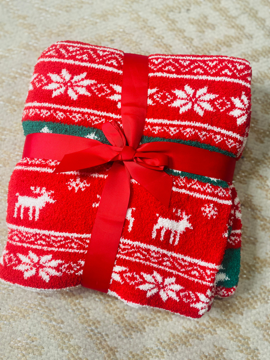 Moose Pattern Cozy Christmas blanket