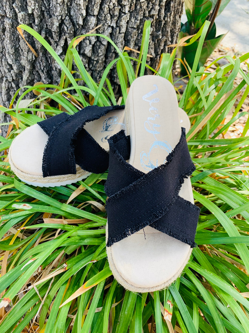 Laney Black Sandal