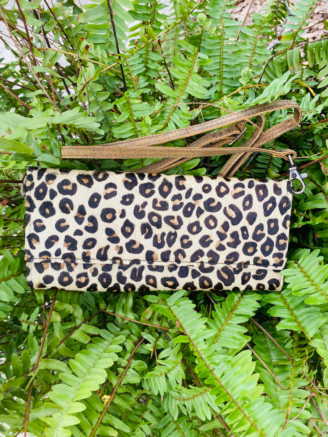 Leopard Spot Crossbody Wallet