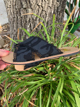 Load image into Gallery viewer, Huntyr Black Camo Slide
