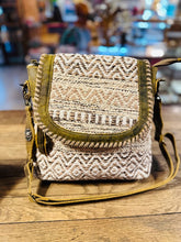 Load image into Gallery viewer, Rater Shoulder Bag
