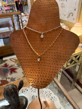 Load image into Gallery viewer, Rhinestone and Chain Necklace
