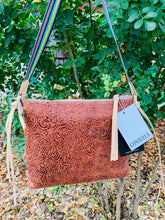 Load image into Gallery viewer, Downtown Crossbody Sally
