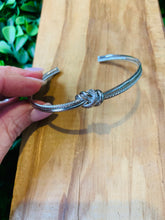Load image into Gallery viewer, Goddess Knot Cuff
