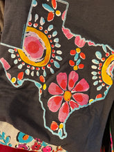 Load image into Gallery viewer, Floral Texas Tee
