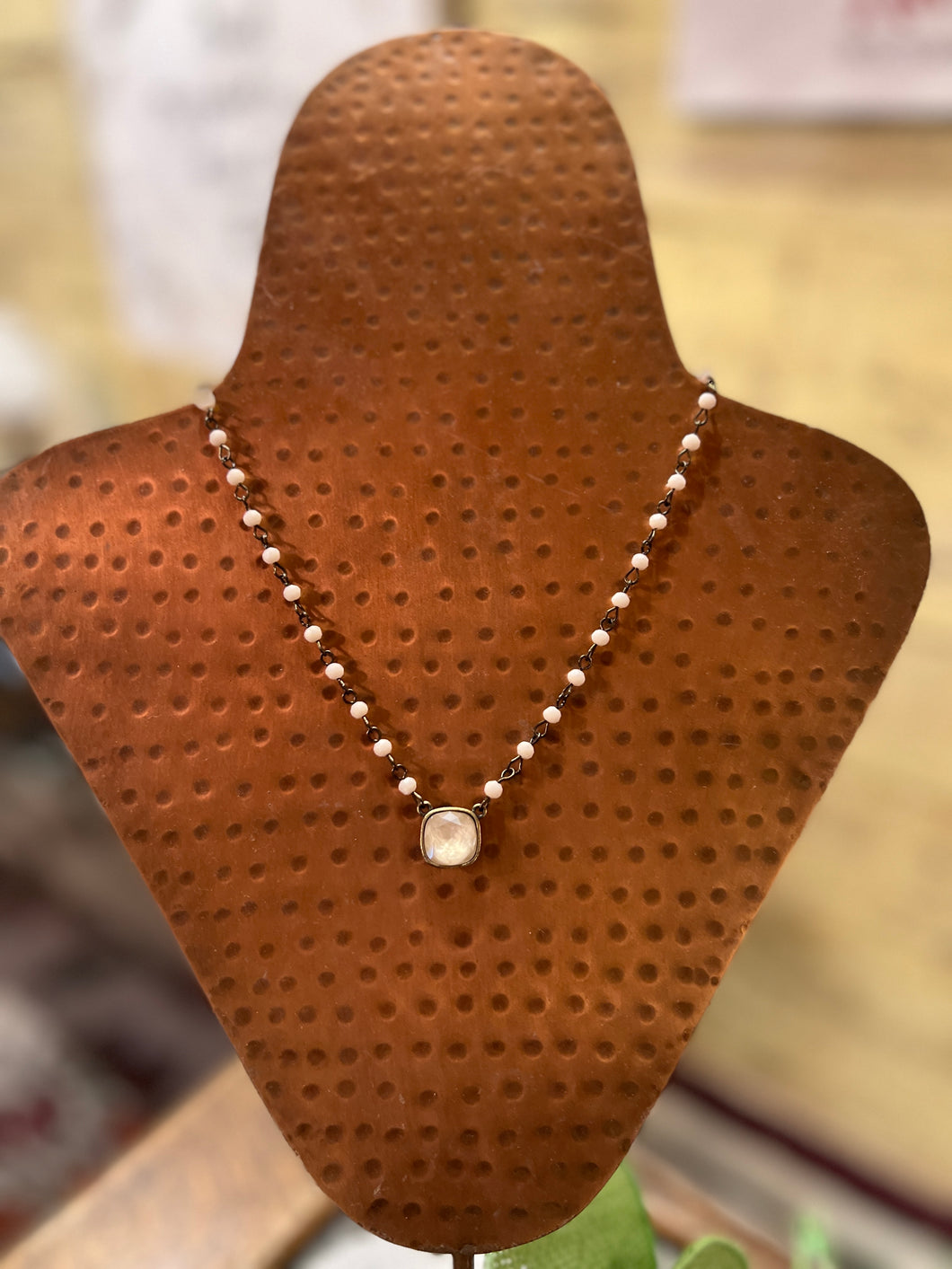 Cushion Cut Cream Bead Necklace
