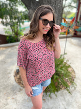 Load image into Gallery viewer, Mauve Pink Leopard Top
