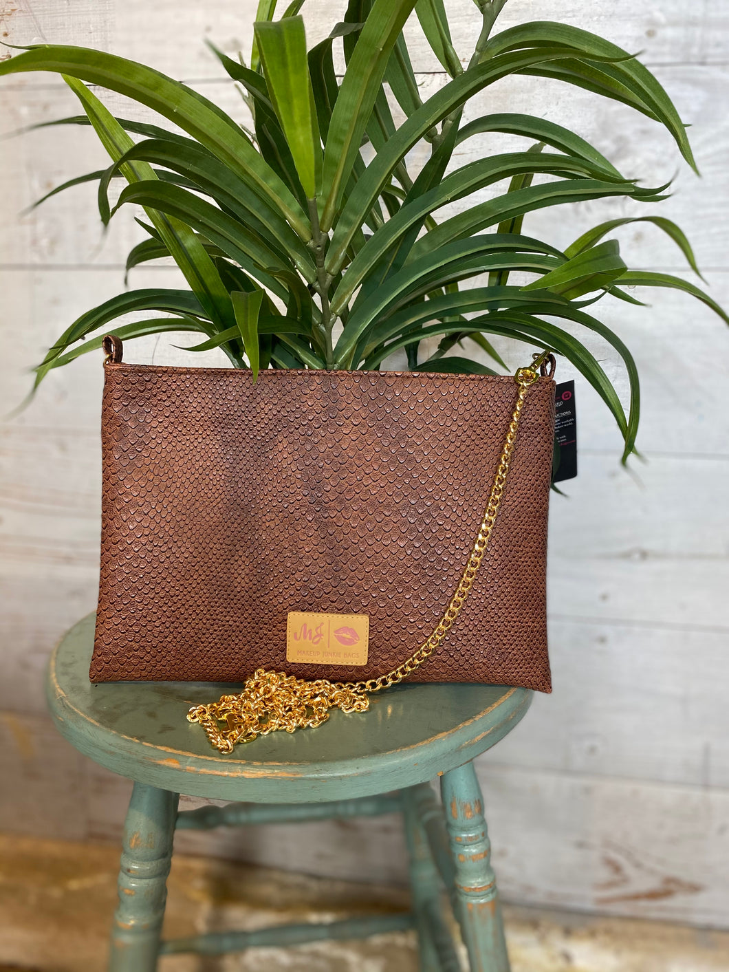 Makeup Junkie Crossbody Zipper Chocolate Cobra