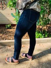 Load image into Gallery viewer, Mid-Rise Pull On Skinny Jegging
