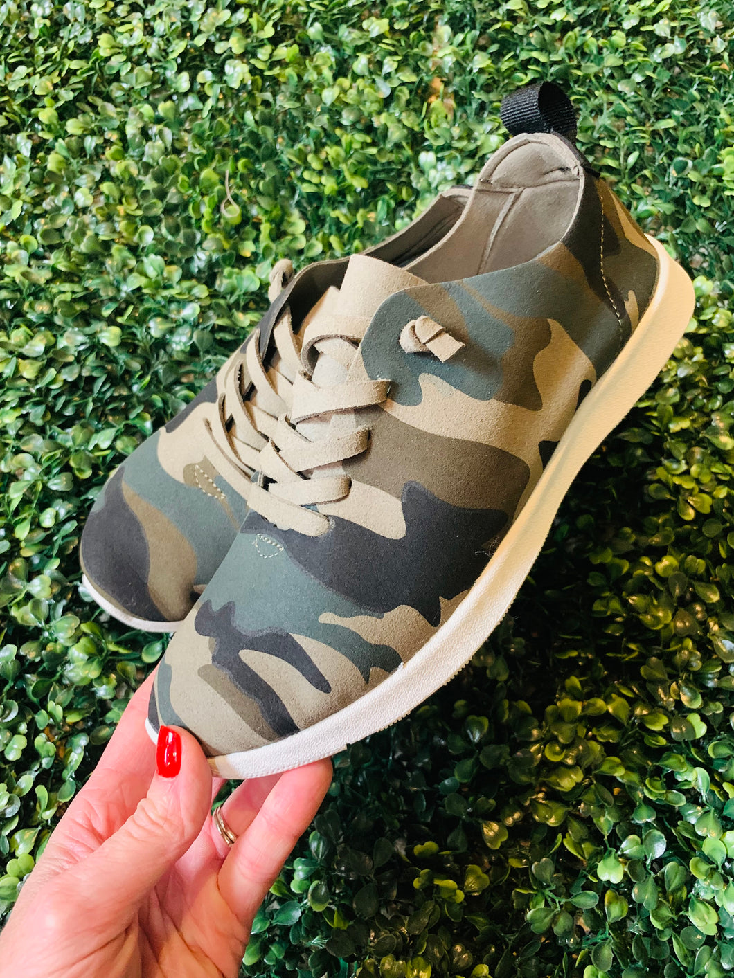 Mayo Camouflage Sneaker