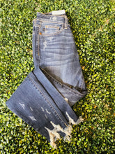 Load image into Gallery viewer, Judy Blue Super Distressed Shark Bite Jean
