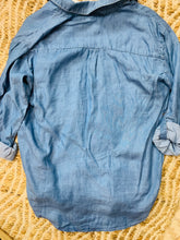 Load image into Gallery viewer, Perfect Denim Button Down Top
