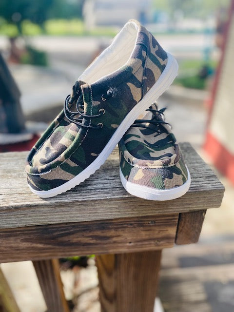 Camouflage Side On Sneaker