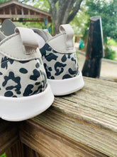 Load image into Gallery viewer, Grey Cheetah Sneaker
