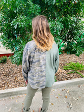 Load image into Gallery viewer, Olive Camo Split Top
