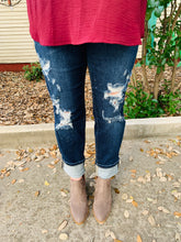 Load image into Gallery viewer, Mid-Rise Boyfriend Bleach Splash Jean
