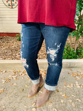 Load image into Gallery viewer, Mid-Rise Boyfriend Bleach Splash Jean
