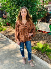 Load image into Gallery viewer, Toffee Animal Print Top
