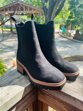 Load image into Gallery viewer, Black Chunky Bootie
