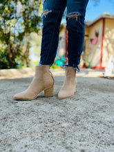 Load image into Gallery viewer, Light Taupe Sedona Bootie
