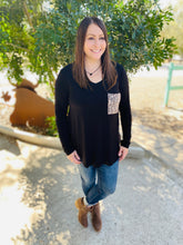 Load image into Gallery viewer, Basic Black Leopard Pocket Top
