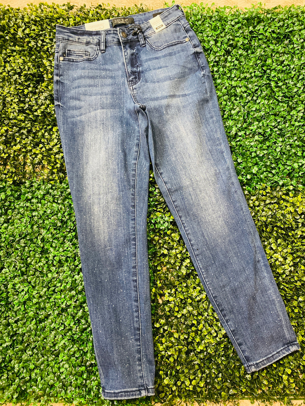 Mid Rise Relaxed Fit Mineral Wash Judy Blue Jeans