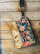 Load image into Gallery viewer, Starlit Floral Pouch
