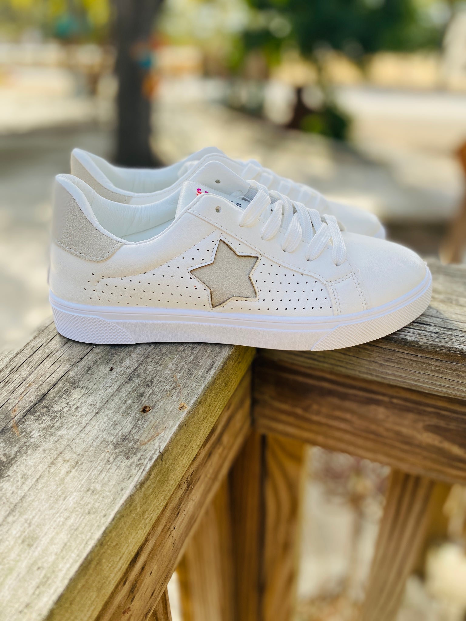 Star sneakers sales boutique