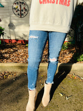 Load image into Gallery viewer, Midrise Sharkbite Skinny Jeans
