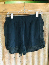 Load image into Gallery viewer, Fringe Hem Pull On Linen Shorts
